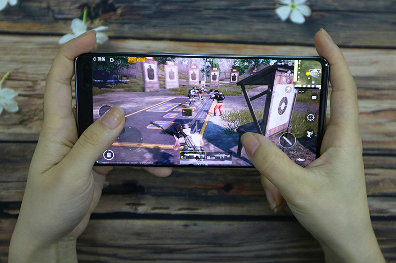 Samsung Galaxy S10e - Smartphone dành cho các game thủ