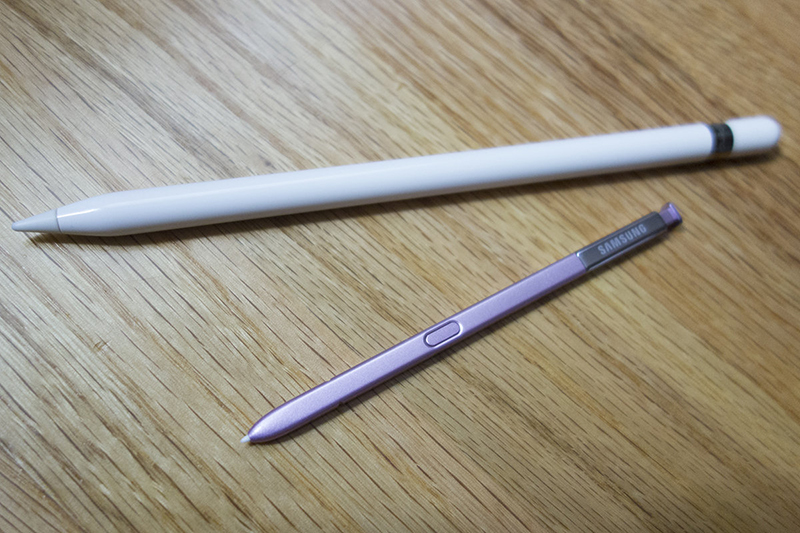 Phụ kiện đắc lực S-Pen và Apple Pencil