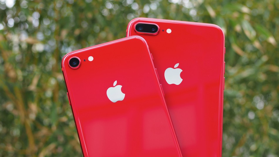 Bộ đôi iPhone 8 RED và iPhone 8 Plus RED