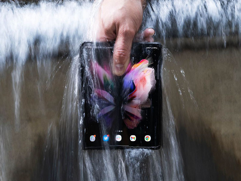 Galaxy Z Fold 3 được giới thiệu đạt chuẩn kháng nước