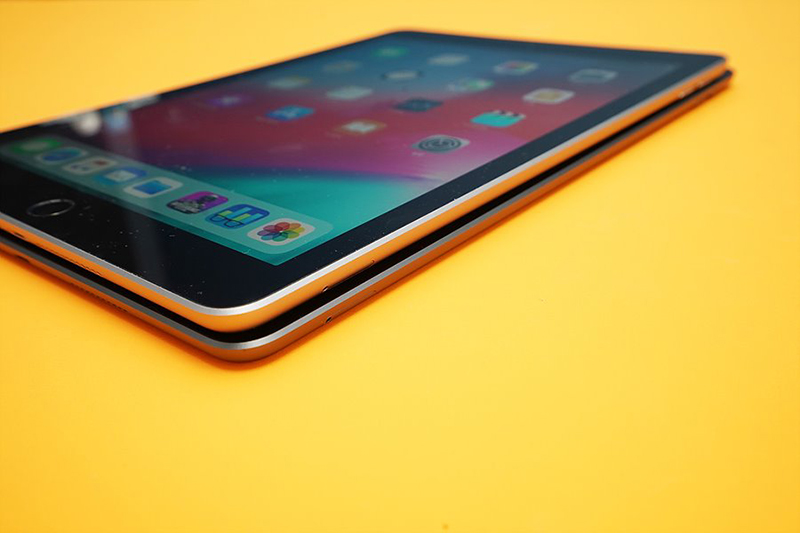 khối lượng iPad air 3g và ipad 6
