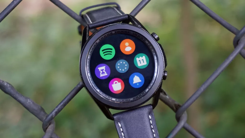 Galaxy Watch 3 giá rẻ với nhiều tính năng hiện đại