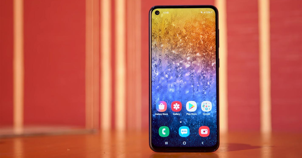 Thiết kế màn hình đục lỗ của Galaxy A11 giá rẻ